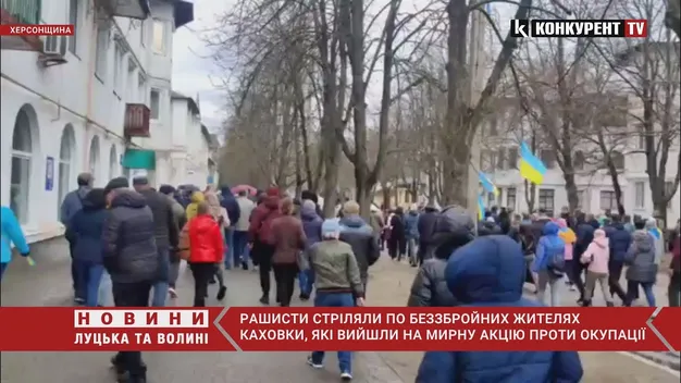 У Каховці окупанти відкрили вогонь по беззбройних учасниках мирної акції (відео)