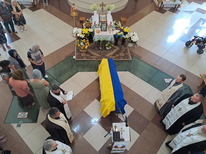 Назавжди 36: у Ковелі попрощалися з загиблим воїном Андрієм Повхом