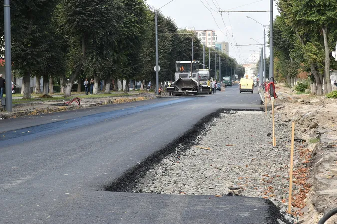 Рух проспектом Волі можуть відновити вже в жовтні