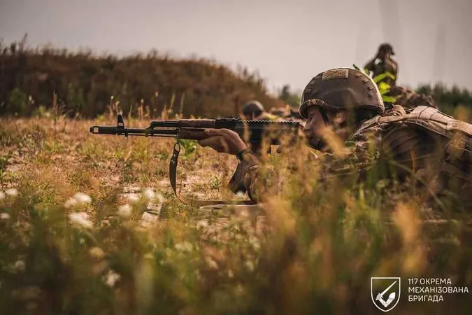 Близько 620 350 окупантів, 8618 танків, 146 16 БпЛА: втрати ворога на 3 вересня