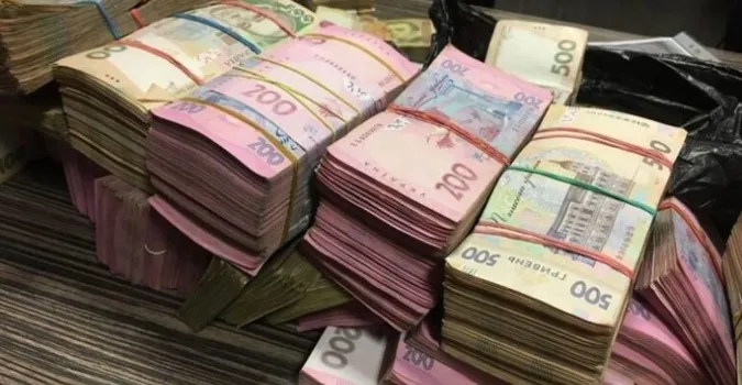 Шахраї розвели волинянку на майже 500 тисяч гривень