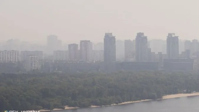 Мешканці луцької вулиці знову дихають небезпечним повітрям