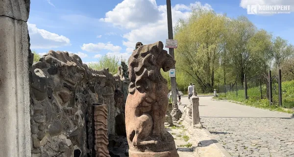 Сонце і котики: весна у будинку Голованя (фото)
