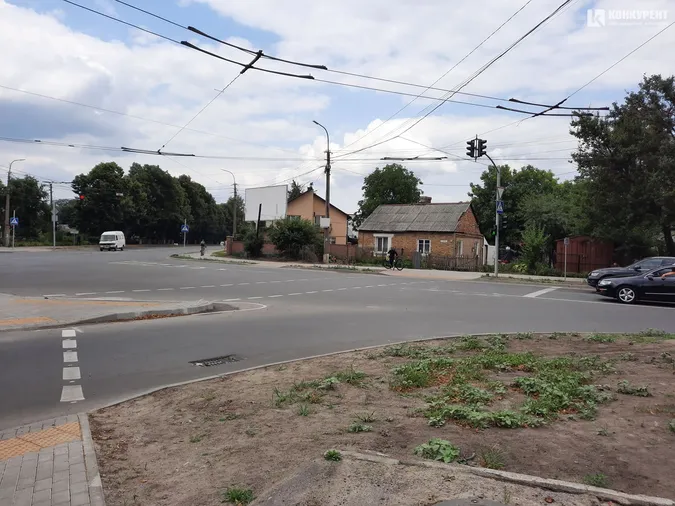 У Луцьку запрацювали світлофори на перехресті Львівської та Потебні (фото)