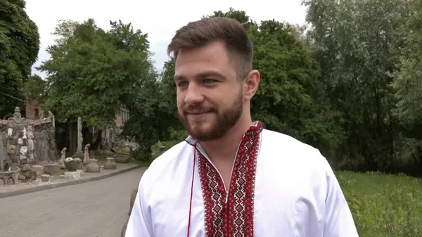 Рятує побратимів: батько чотирьох дітей із Луцька служить медиком у війську