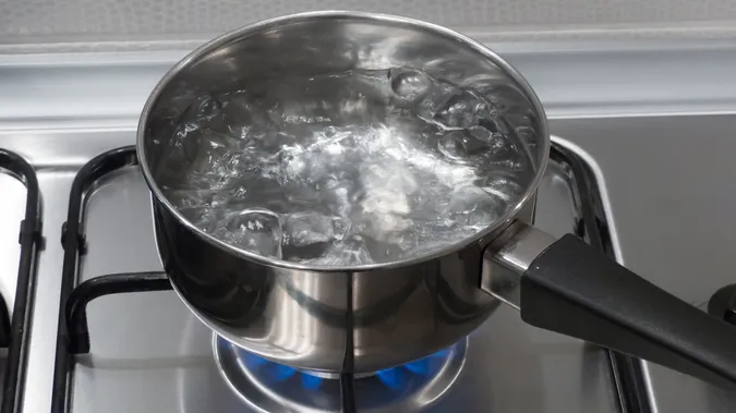 Два будинки на Конякіна в Луцьку залишилися без гарячої води