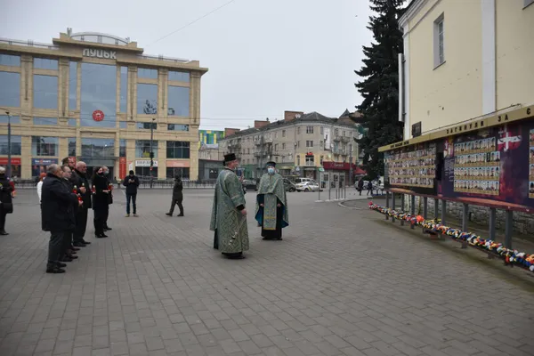 У Луцьку вшанували пам’ять Героїв Небесної Сотні
