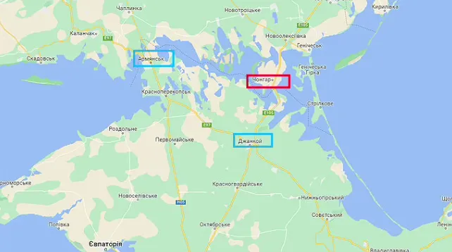 Росіяни заявили про обстріл Кримського мосту (фото)