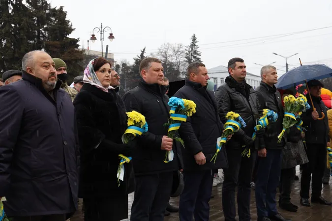 У Луцьку вшанували пам'ять добровольців (фото)
