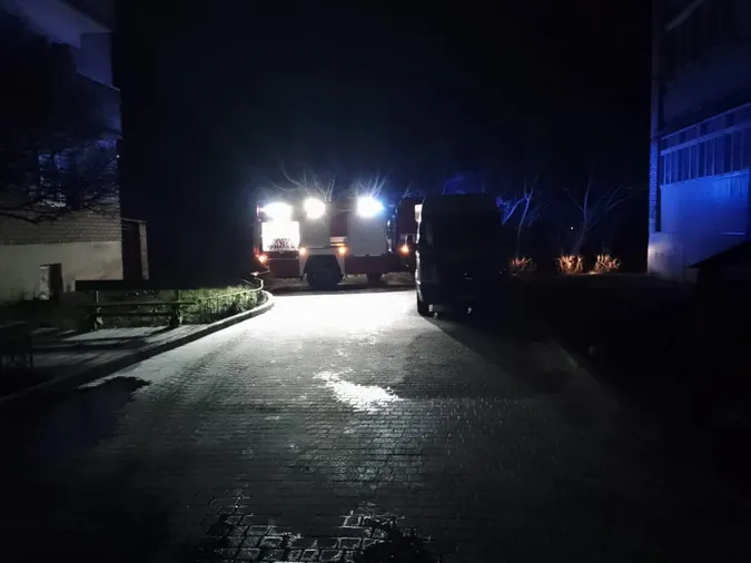 У Ковелі загорілася квартира – власника врятували (фото, відео)