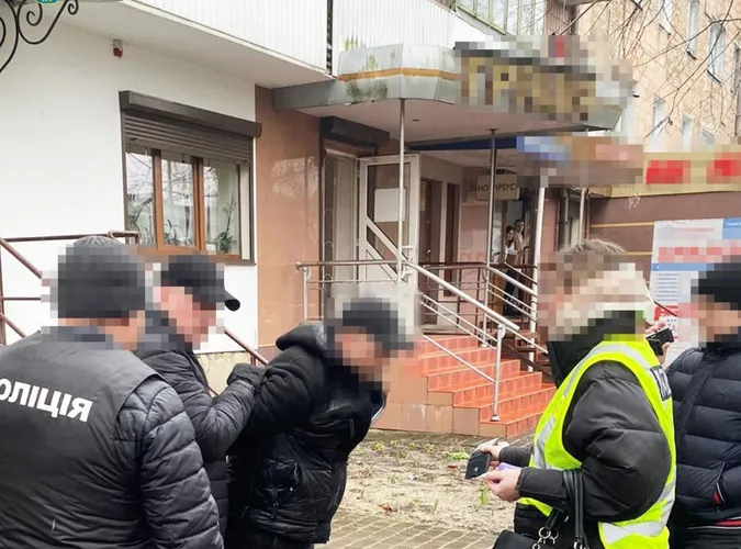 «Накрили» волинського псевдоблагодійника, який з ухилянтів робив волонтерів