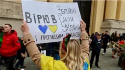 У Мюнхені близько двох тисяч українців провели демонстрацію (фото)