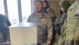 У Луцьку військових не пускали на сесію міської ради (відео)