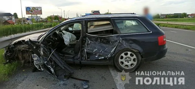 У ДТП на Рівненщині загинуло подружжя волинян, їхній онук та водій авто (фото)