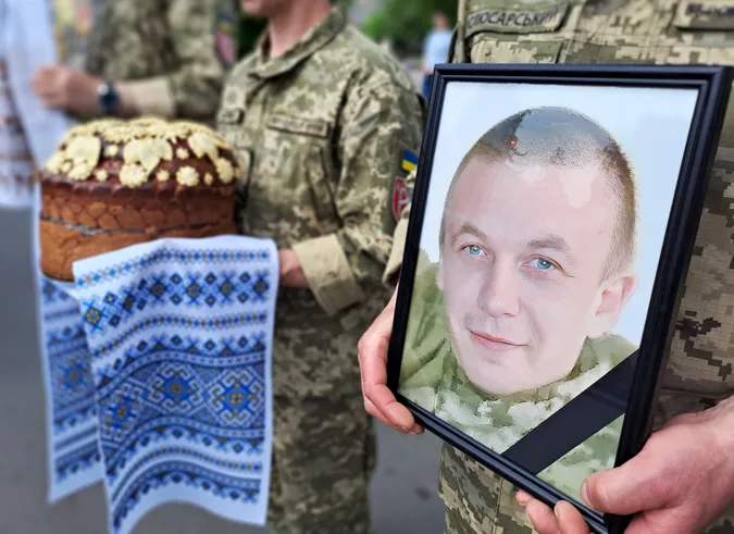 Зовсім юний: у Ковелі попрощалися із захисником Владиславом Андрусиком (фото)