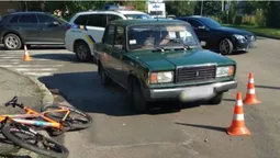 У Луцьку пенсіонер на «жигулях» збив велосипедиста (фото)