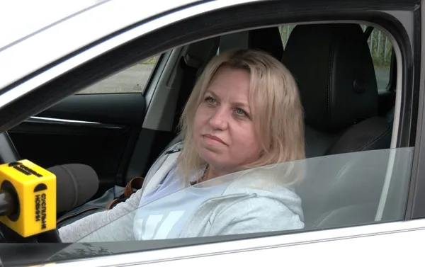 Десятки автівок: на «Устилузі» – величезні черги (фото)