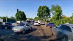 Водій – в комі: у Рованцях – ДТП на перехресті (відео, оновлено)