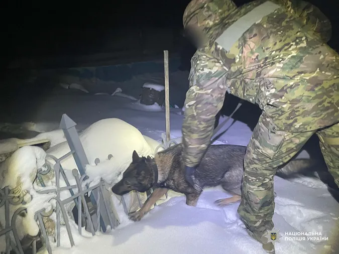 На Волині «накрили» ділків, які збували наркотики на понад 5 млн грн (фото, відео)