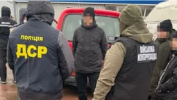 На Волинь завозили автівки під виглядом допомоги для ЗСУ, а потім продавали (фото, відео)