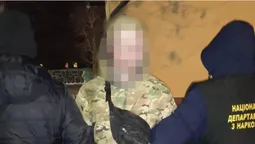 Мав 9 згортків: у Луцьку затримали «закладника» (фото)