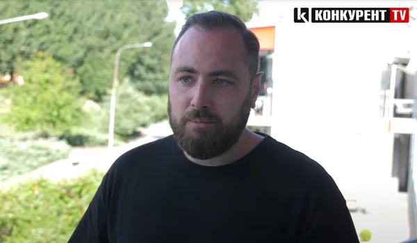 Євгеній Мікоян