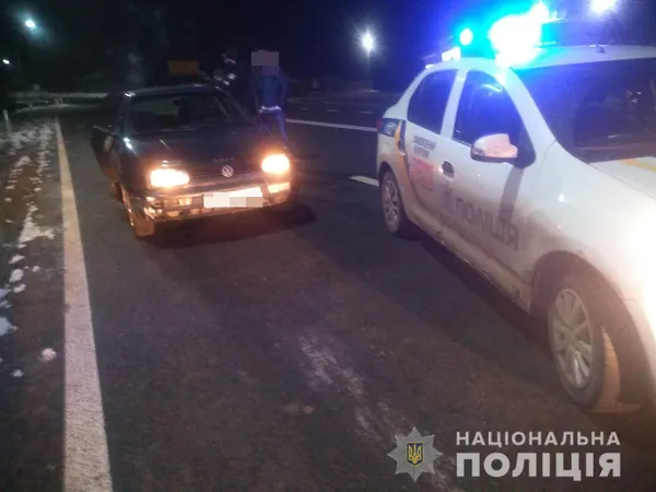 Біля Липин п'яний водій збив велосипедистку і намагався втекти (фото)