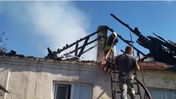 У селі на Волині горіла хата: подробиці серйозної пожежі (фото)