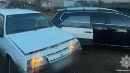 П'яний і «без прав»: у Ковелі водій ВАЗ врізався в авто (фото)