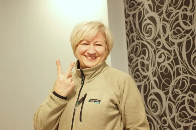 Люди, які роблять нашу перемогу: луцька перукарка Галина готує вареники на передову