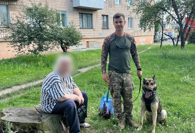 На Волині поліцейський пес знайшов пенсіонерку, яка загубилася (фото)