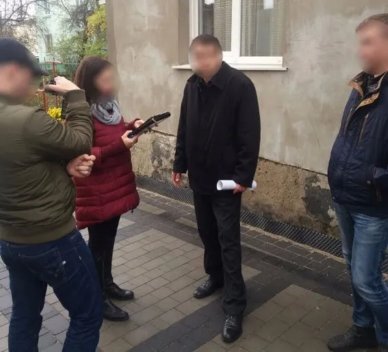 Екс-депутат Волиньради за хабар обіцяв допомогти з МАФами (фото)