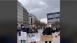 У Німеччині луцька журналістка поскандалила із ухилянтами та противниками мобілізації (відео)