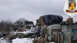 Волинянин перетворив власне подвір'я на звалище (фото)