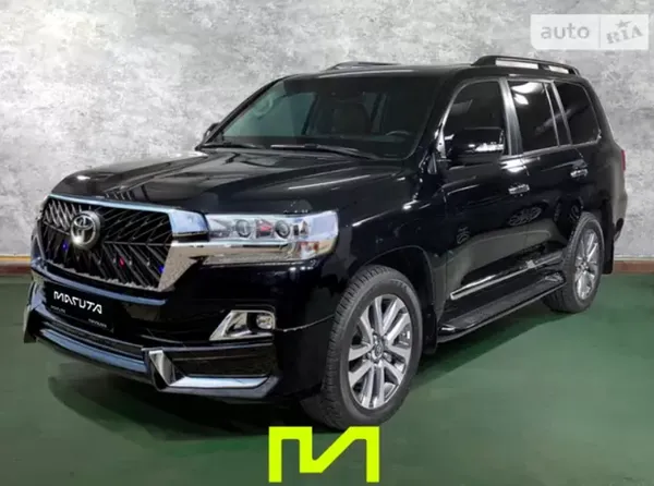 ТОП -10 найкрутіших автівок депутатів Луцькради