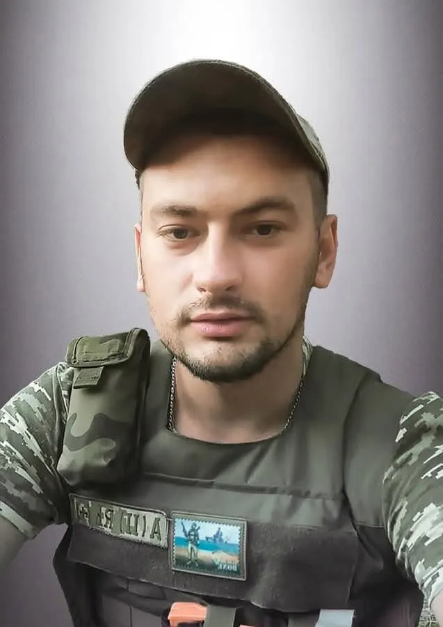 Рідним полеглого воїна Волинського прикордонного загону Назара Альфавіцкого вручили його посмертну нагороду (фото)