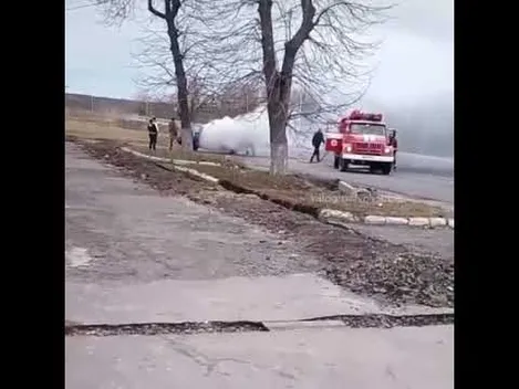 У Голобах загорівся легковий автомобіль (відео)