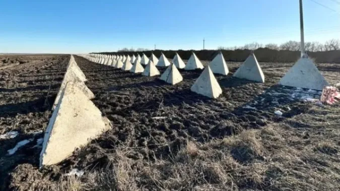 У Білорусі з'явилась лінія «зубів дракона» неподалік кордону з Україною