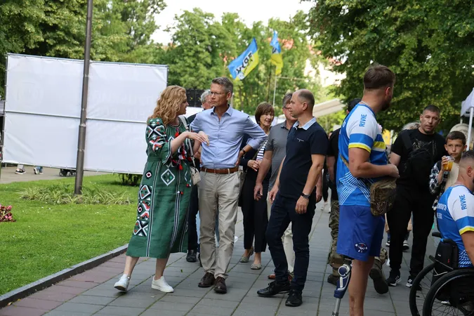 У Луцьку в парку – ярмарок ветеранського бізнесу: що там є (фото)
