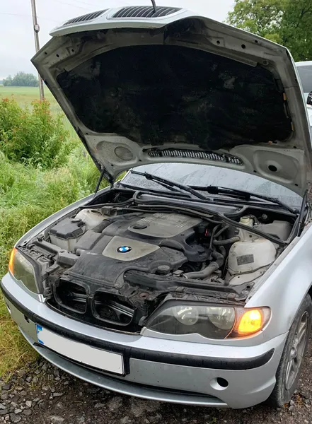 У Луцькому районі в BMW знайшли понад 8 кілограмів наркотиків (фото, відео)