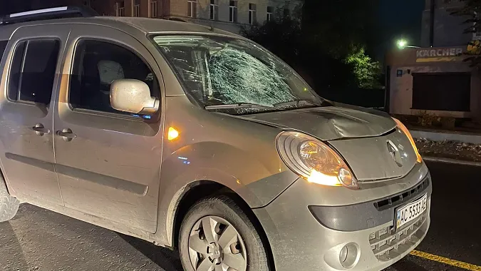 У Луцьку ДТП на проспекті Волі, постраждалого забрала швидка (фото)