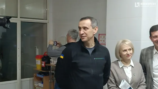 Кишки, щипці і камера: що у Луцьку робив глава МОЗу Ляшко (фото)