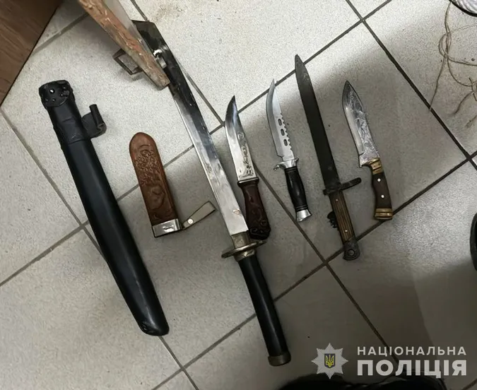 Волинянин тримав удома нелегальний арсенал (фото)