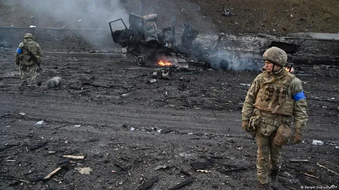 Дві причини: Подоляк пояснив, чому російська армія зазнає приголомшливого фіаско