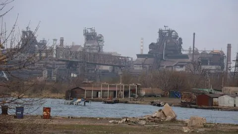 Окупанти не дають цивільним вийти з «Азовсталі». Потрібно залучити третю країну, – «Азов»