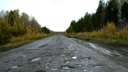 Жахливу "прикордонну" дорогу Волині та Рівненщини цьогоріч залишать недоторканою (фото, відео)