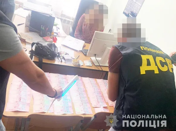 На Волині посадовець погорів на хабарі (фото)