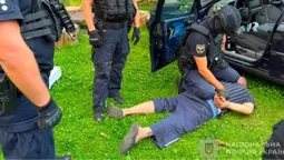 Наркотики ховали в їжі: на Волині правоохоронці викрили канал постачання до виправної колонії (фото)
