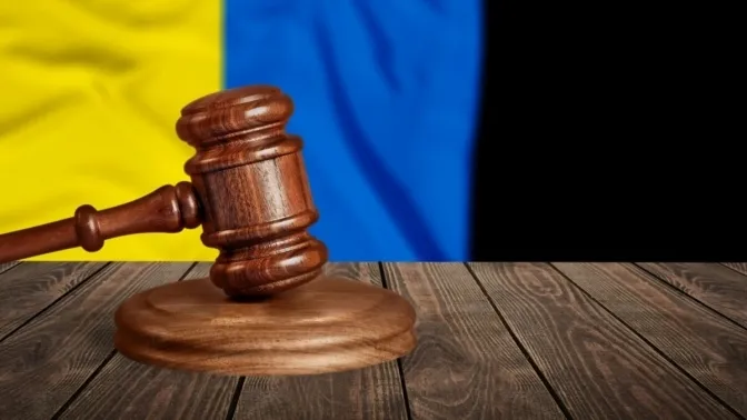 На Волині суд виправдав чоловіка, який їхав за кордон з фальшивими документами