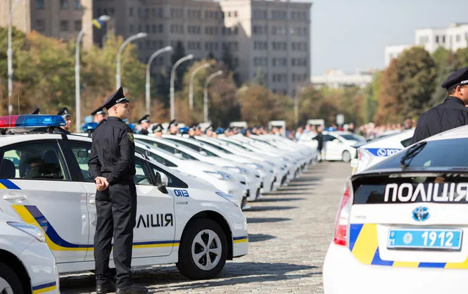 Ковельська вчителька на іномарці «підрізала» автівку копів